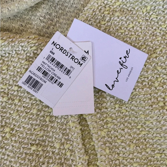 NWT Nordstrom Women's Yellow Crop-top Size Large Stretchy Lined Top Y2K - Picture 7 of 9